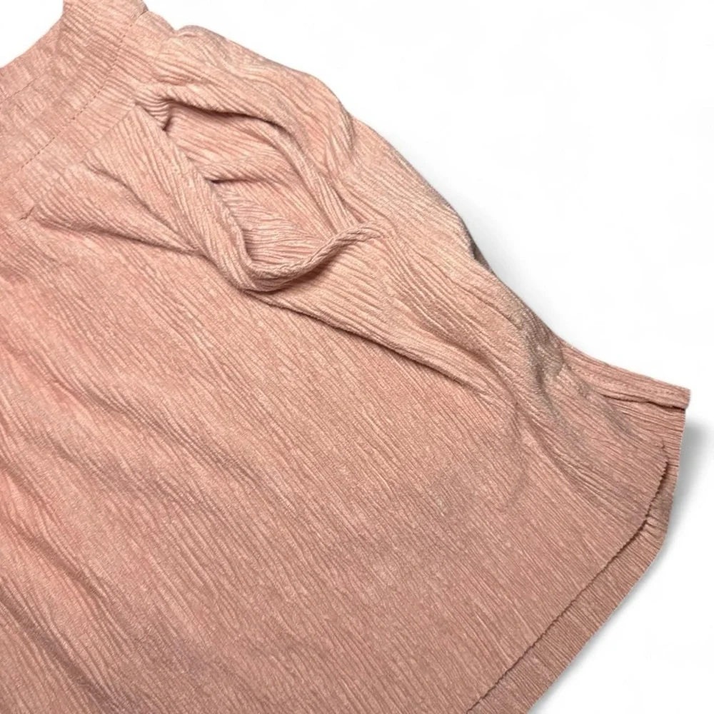 NWT MINKPINK x M|PC Textured Faux Suede Pastel Pink Lounge Shorts — SMALL